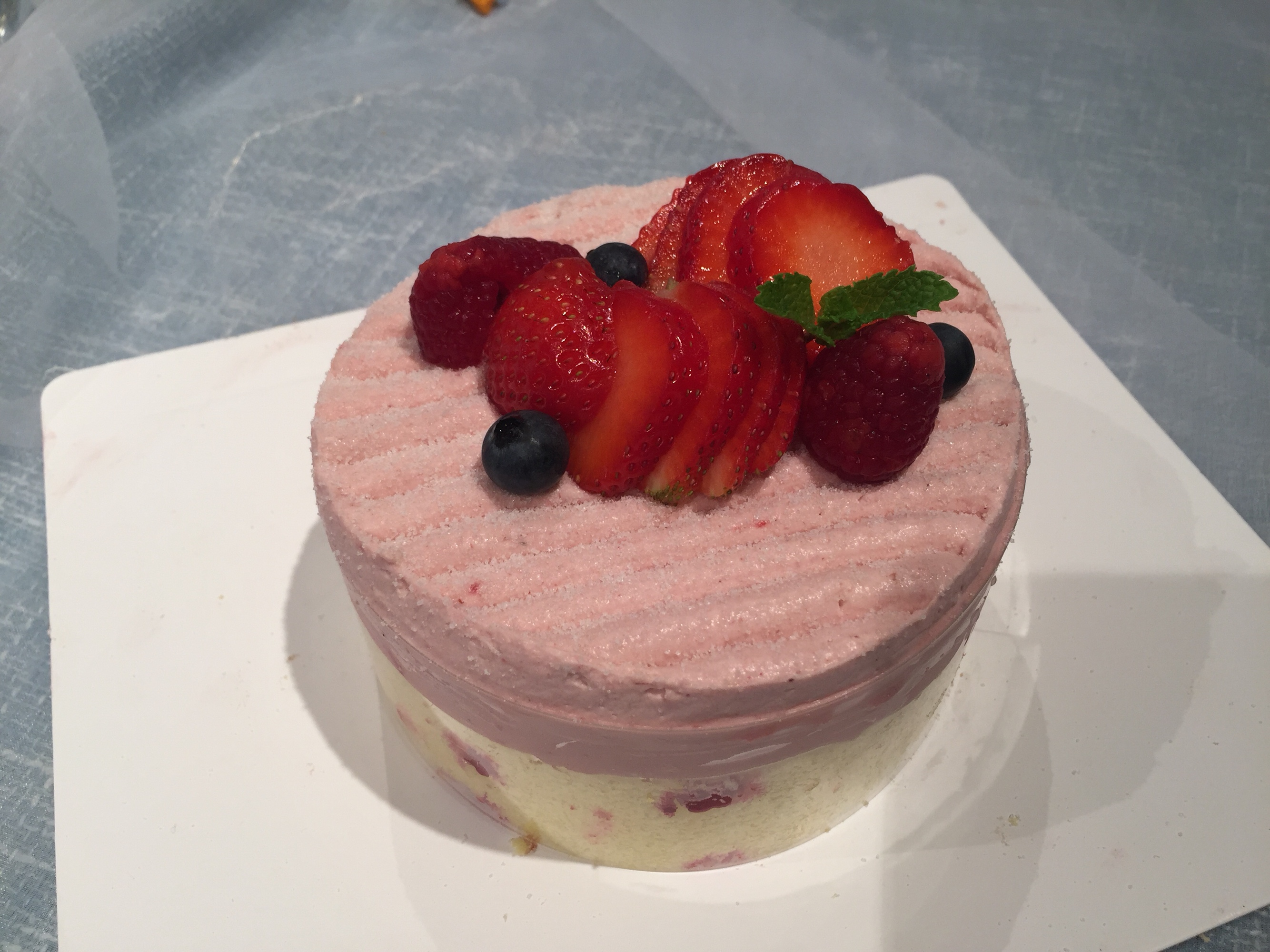 粉色草莓小蛋糕的做法 步骤18