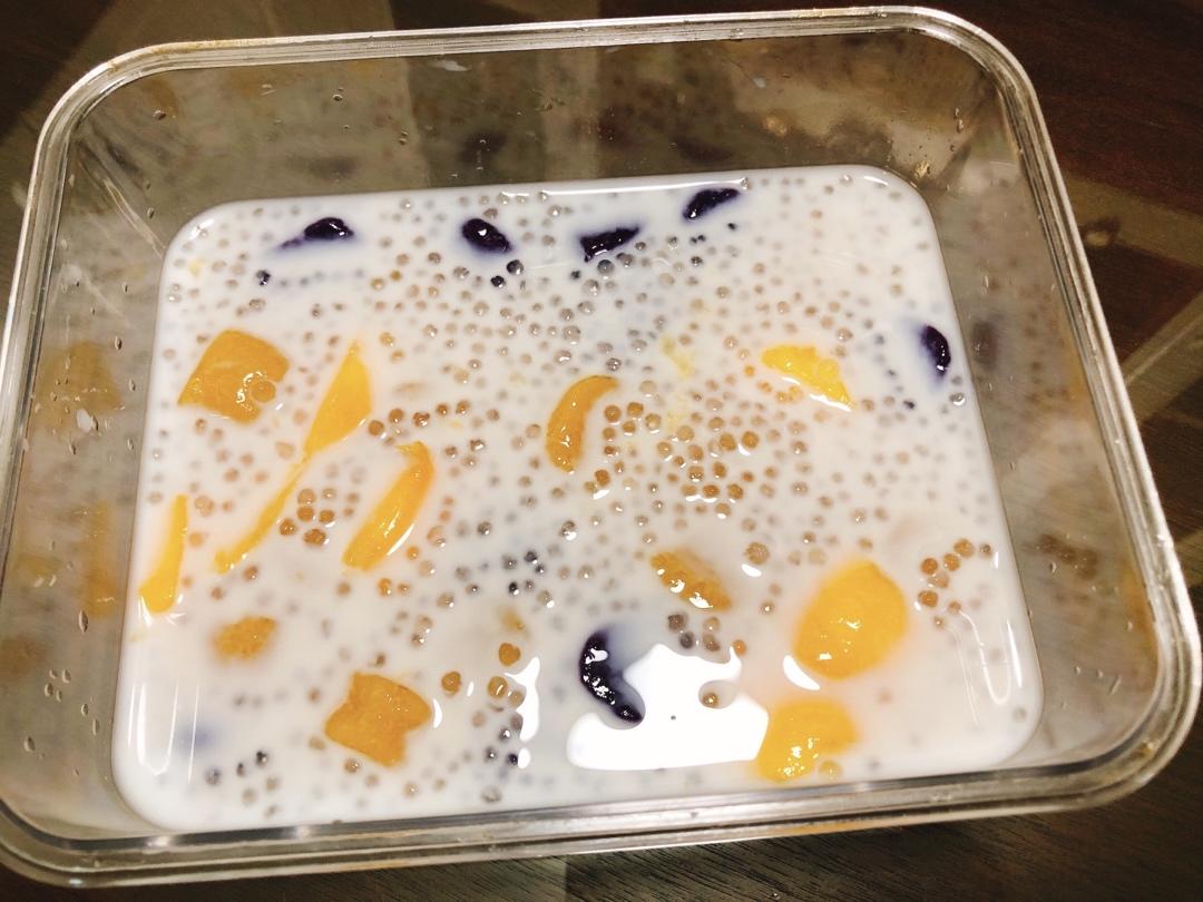 芋圆芒果椰汁西米露