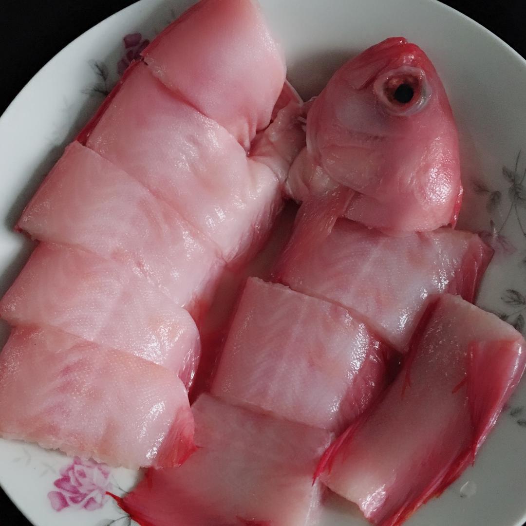 清蒸红带鱼