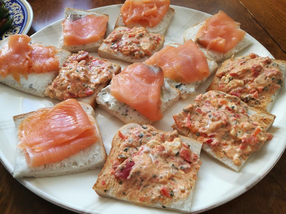 意式香料野菇熏鲑鱼三明治