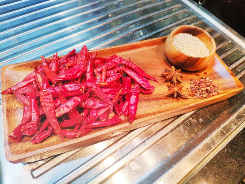 炸辣椒面的做法