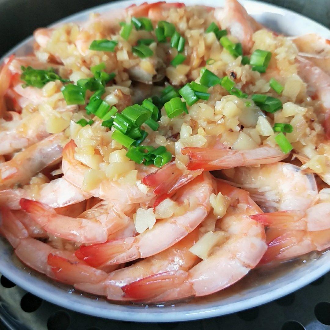 虾最美味的吃法必须是这个——蒜蓉蒸虾（多动图，孔瑶的食谱）