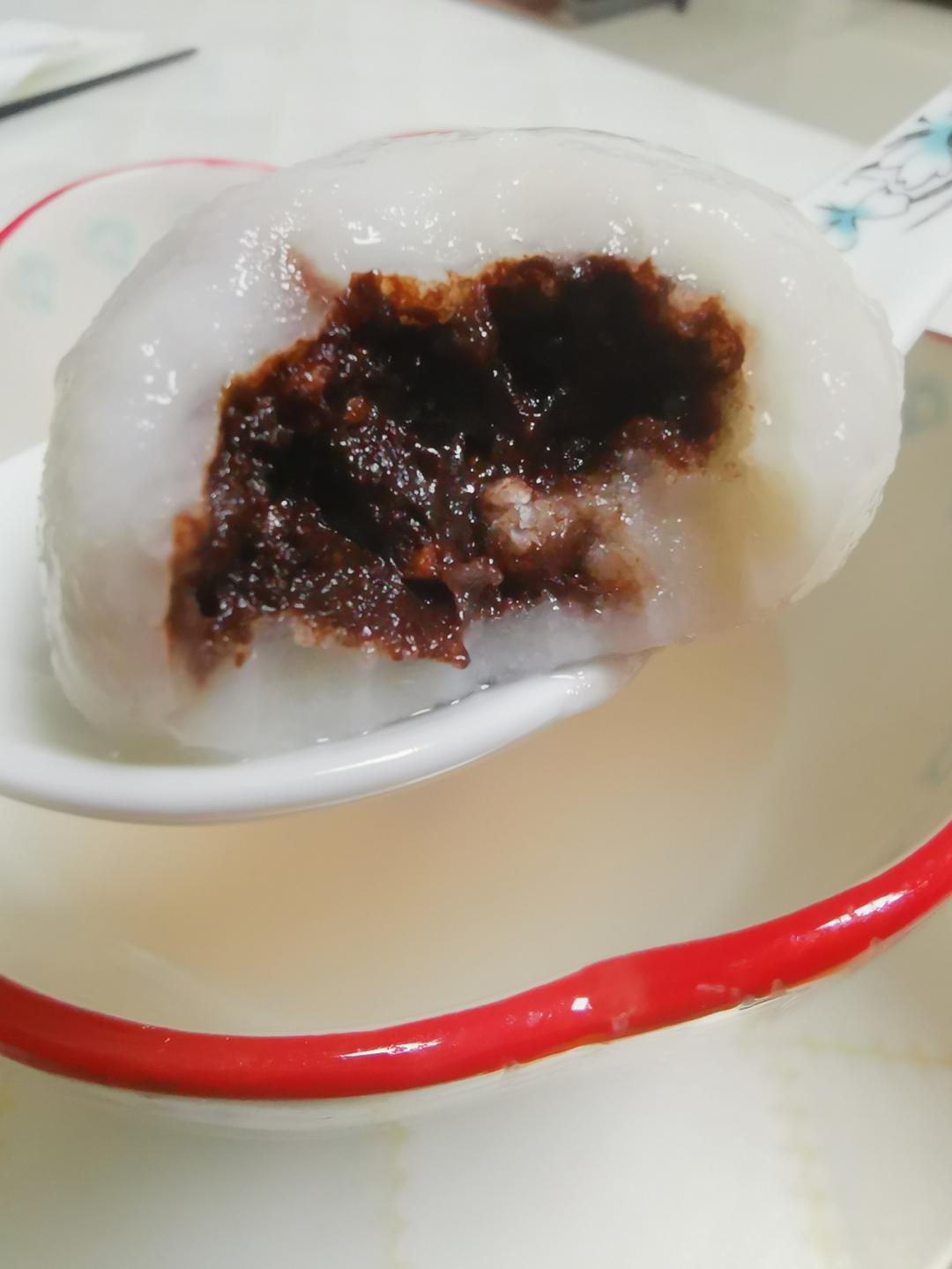 被嫌弃的巧克力，变身糯叽叽的巧克力汤圆，全家抢着吃