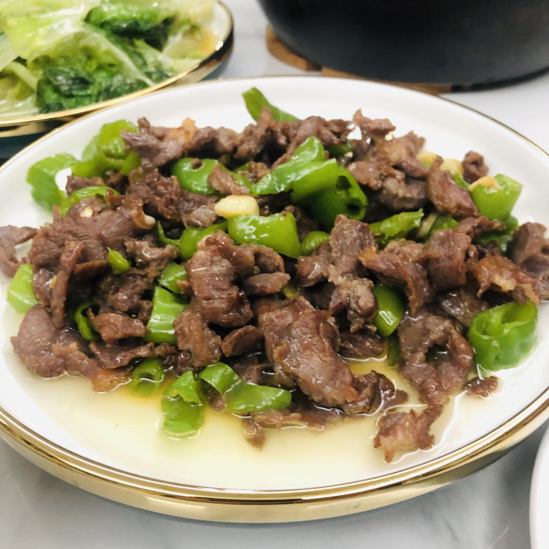 【小高姐】青椒牛肉 如何炒出嫩滑的牛肉