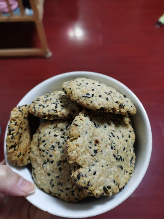 素食:有机燕麦芝麻大饼干