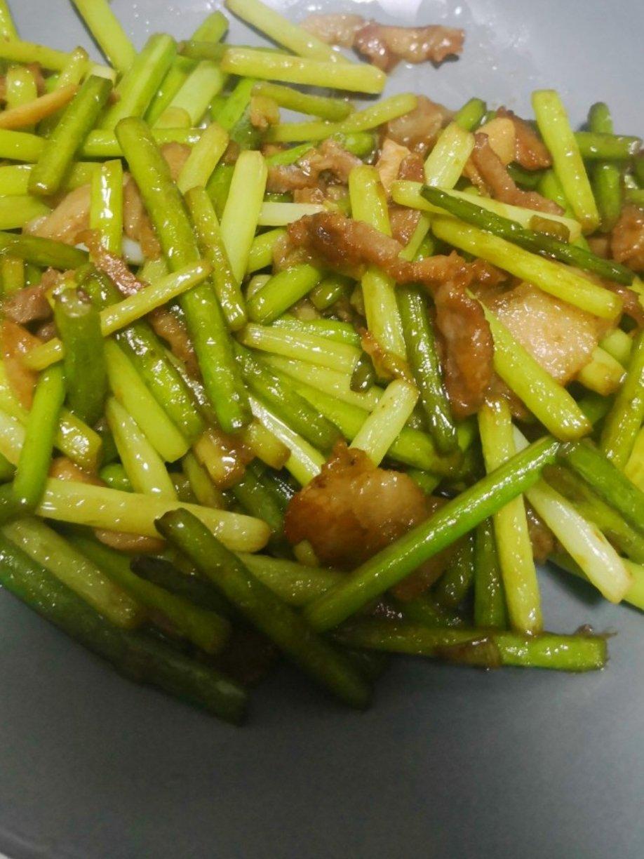 蒜苗炒肉