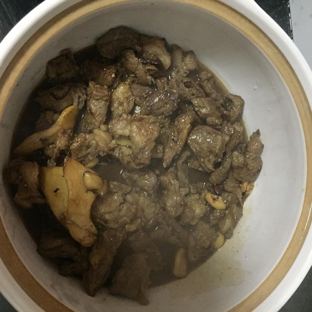 萝卜炖牛腩
