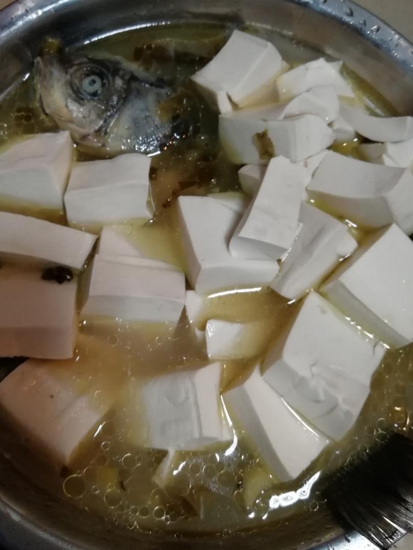 酸菜豆腐黄骨鱼（好吃简单，零失败）