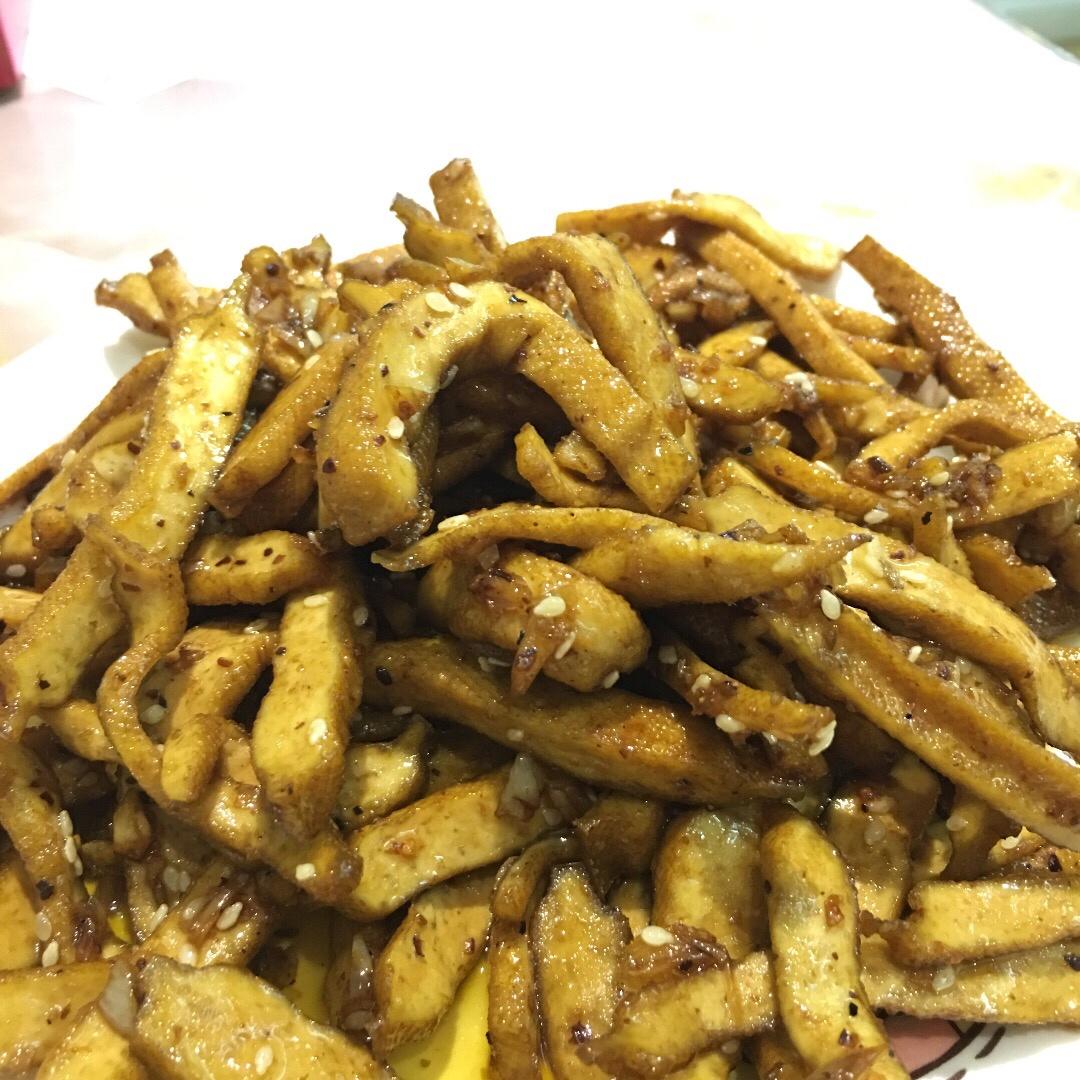 零嘴麻辣香干