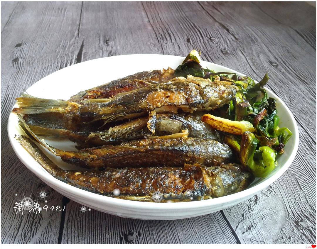 葱熇鲫鱼
