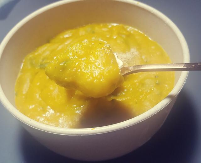 #寝室快手##低脂餐#牛奶南瓜羹的做法