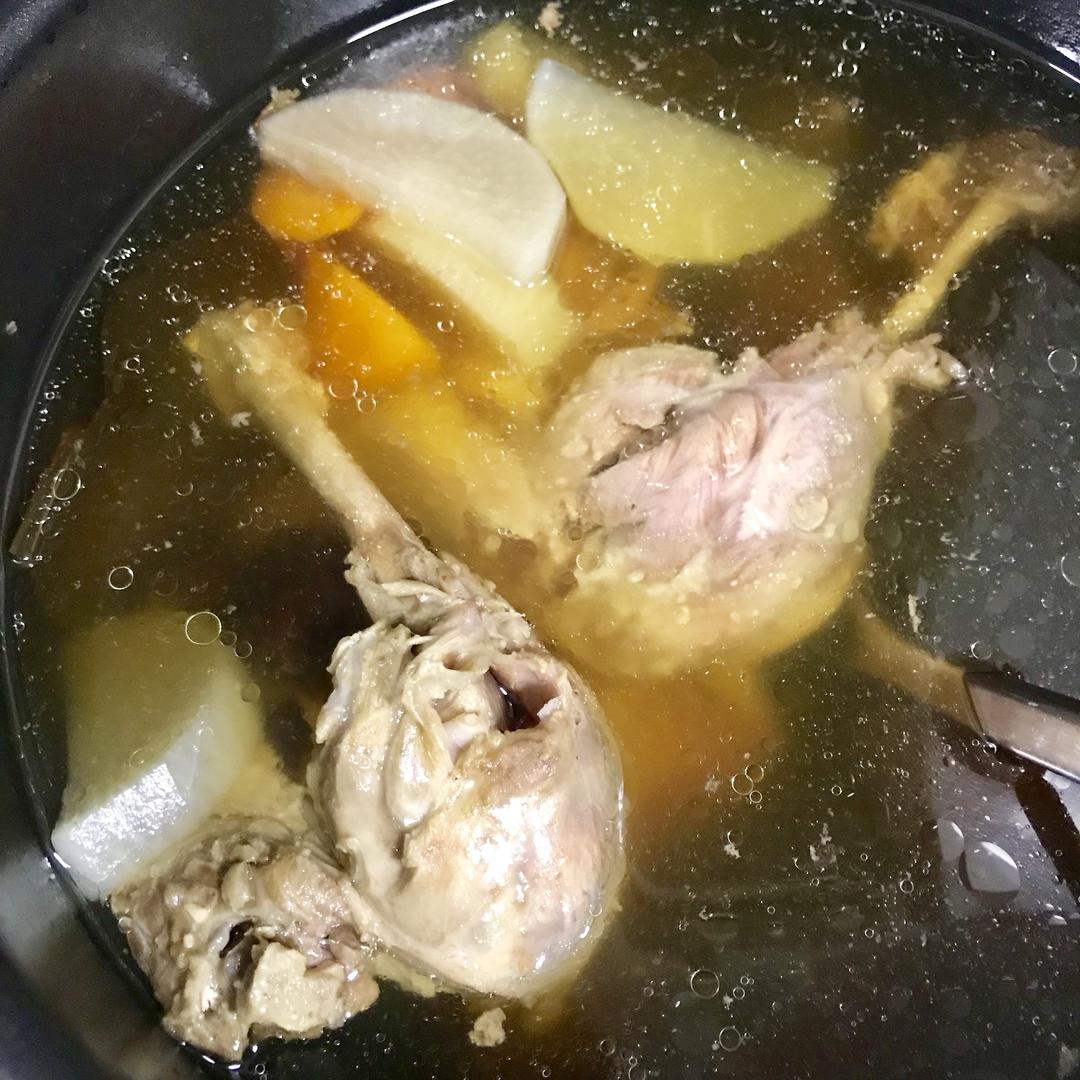 当归萝卜水鸭汤-电压锅减油快手版的做法