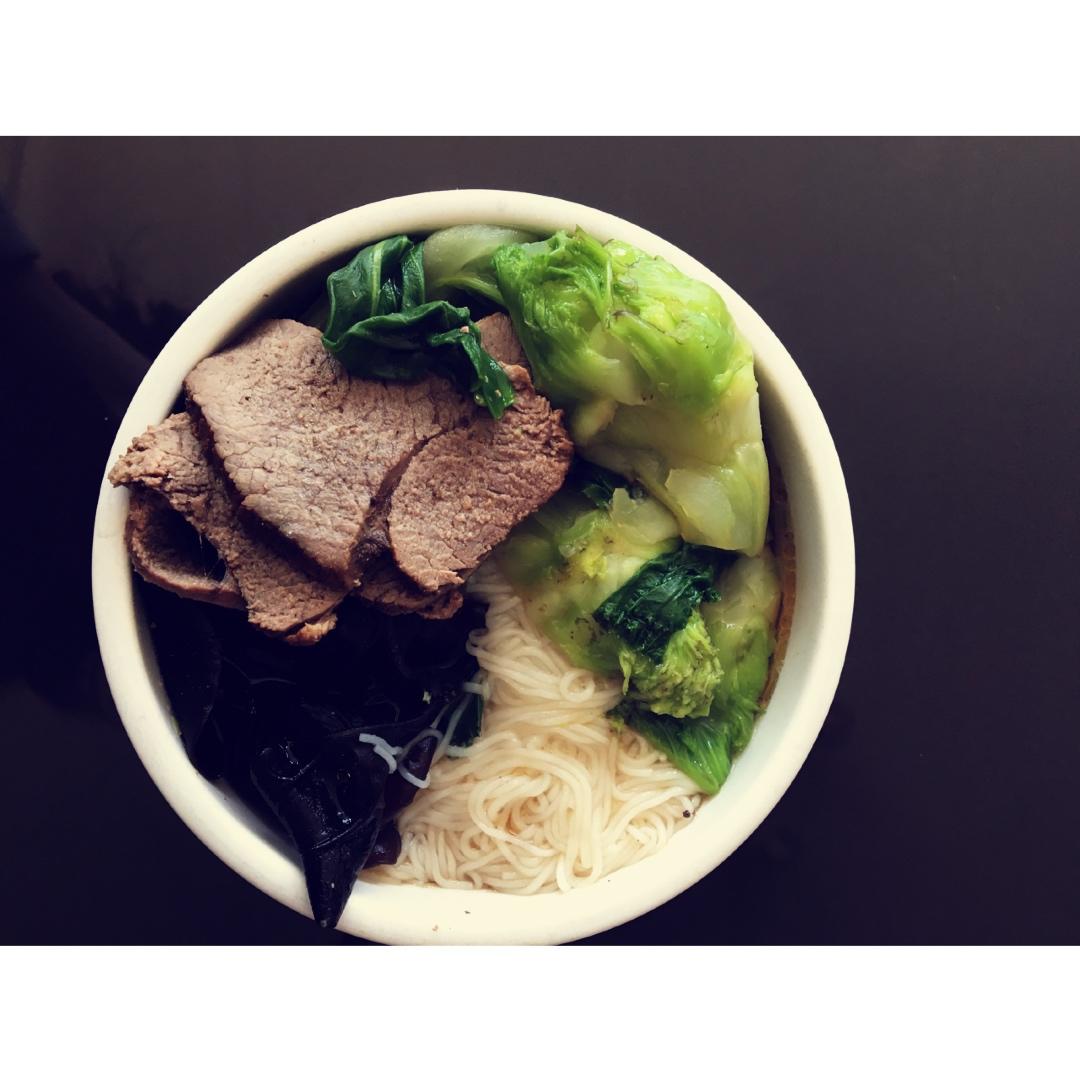 一碗酸汤面