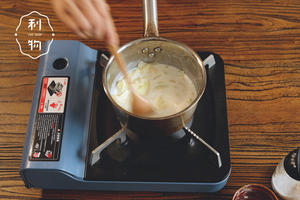 正是冬季 - 奶汁焗土豆的做法 步骤9