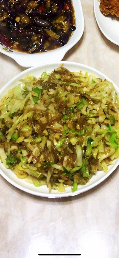 卷心菜炒粉丝 Glass noodles with Cabbage