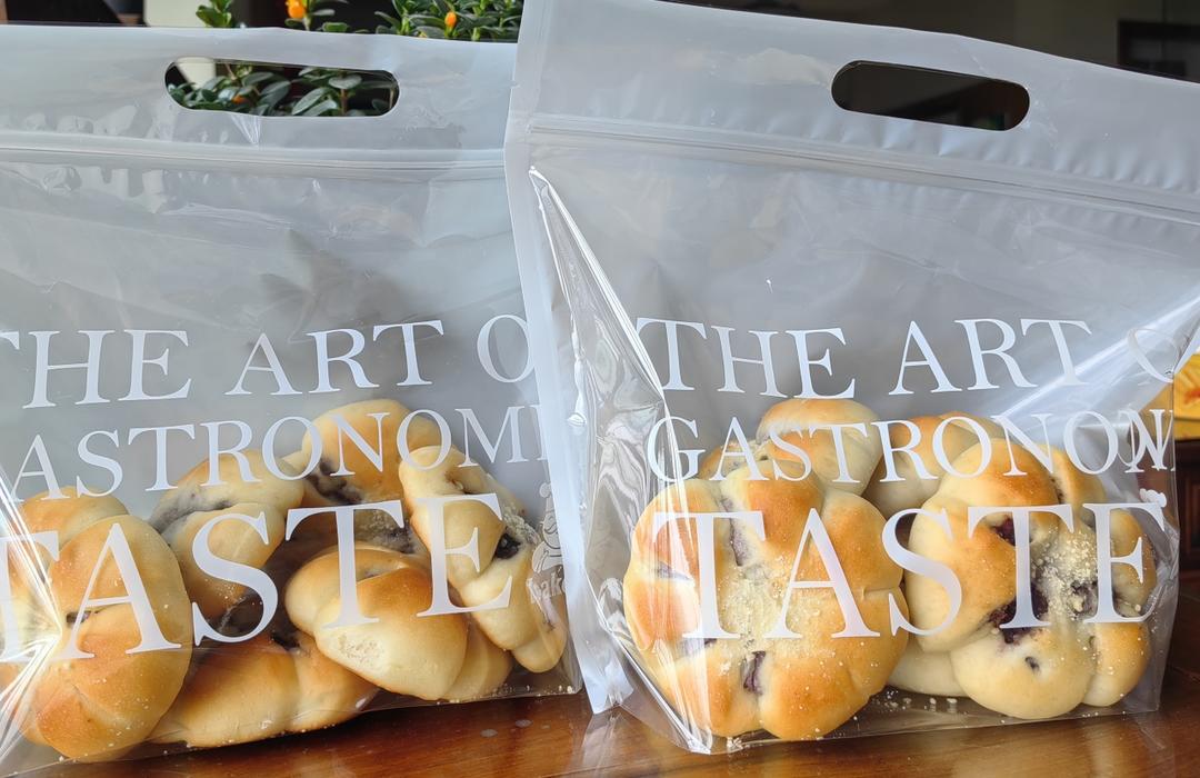 软噗噗的香芋小包