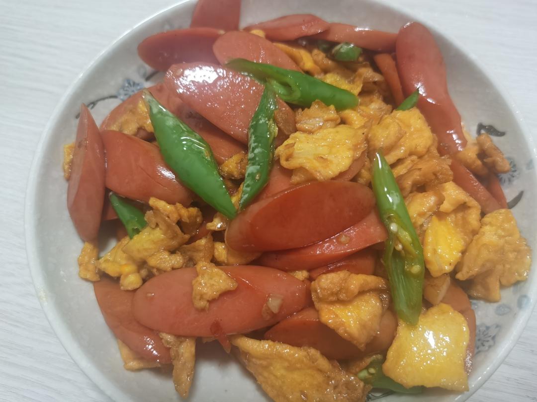 青椒火腿炒鸡蛋