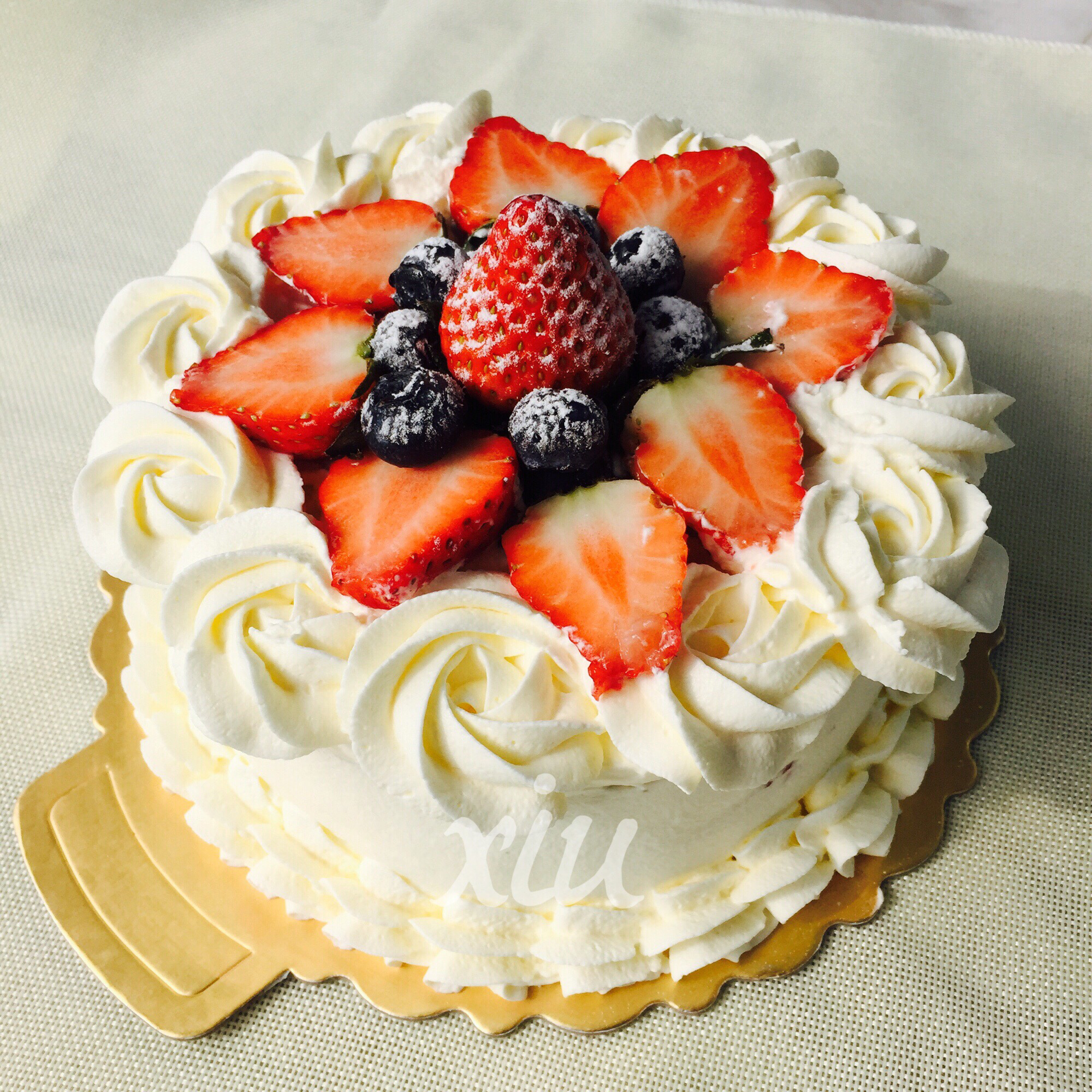 《Tinrry+》草莓奶油蛋糕（8寸配方）