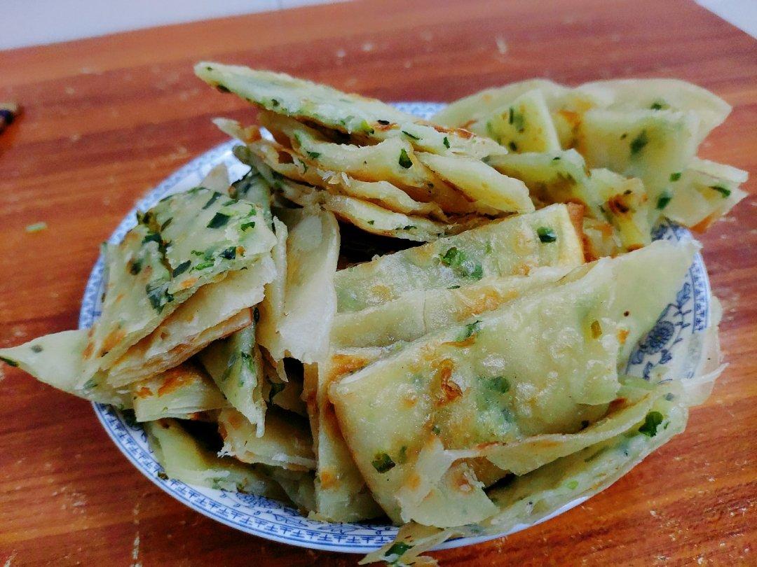 堂妈教你做飘香葱油饼