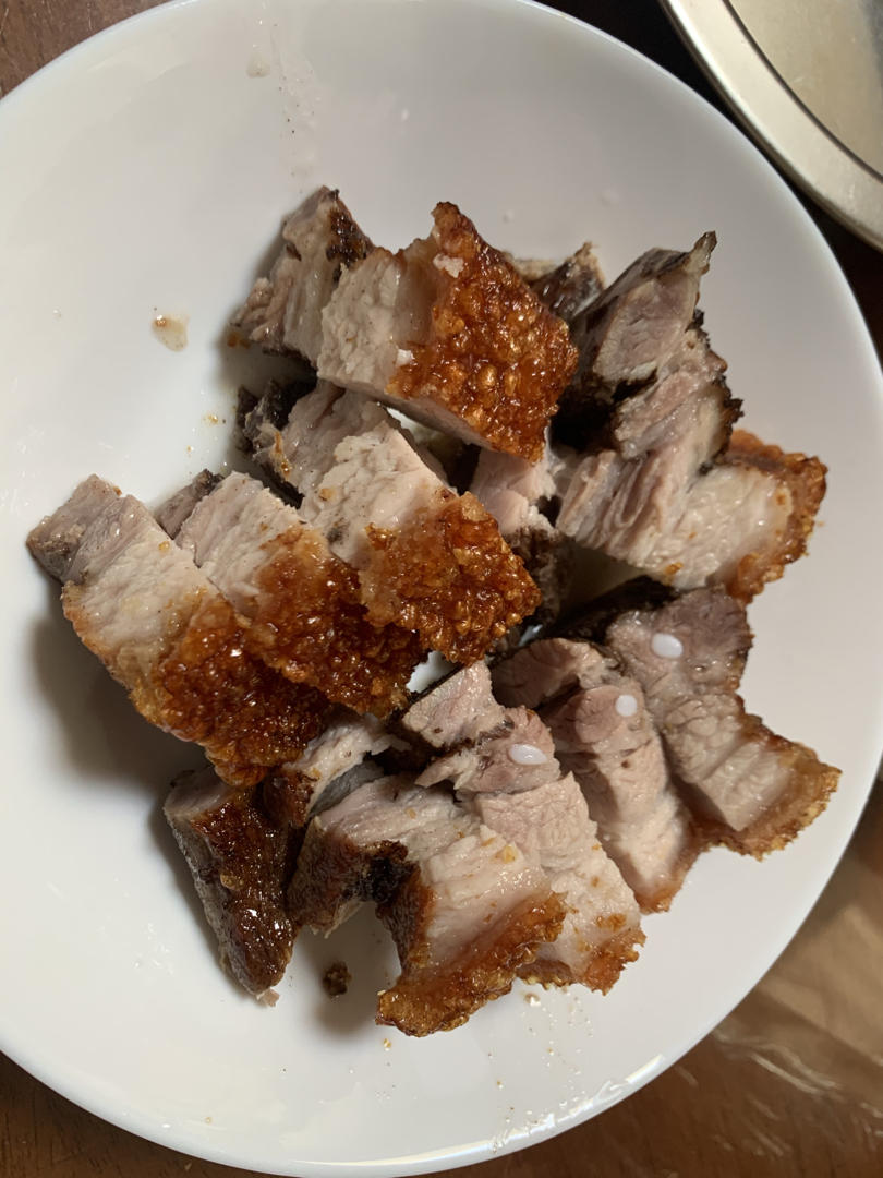 一次就成功的脆皮烧肉