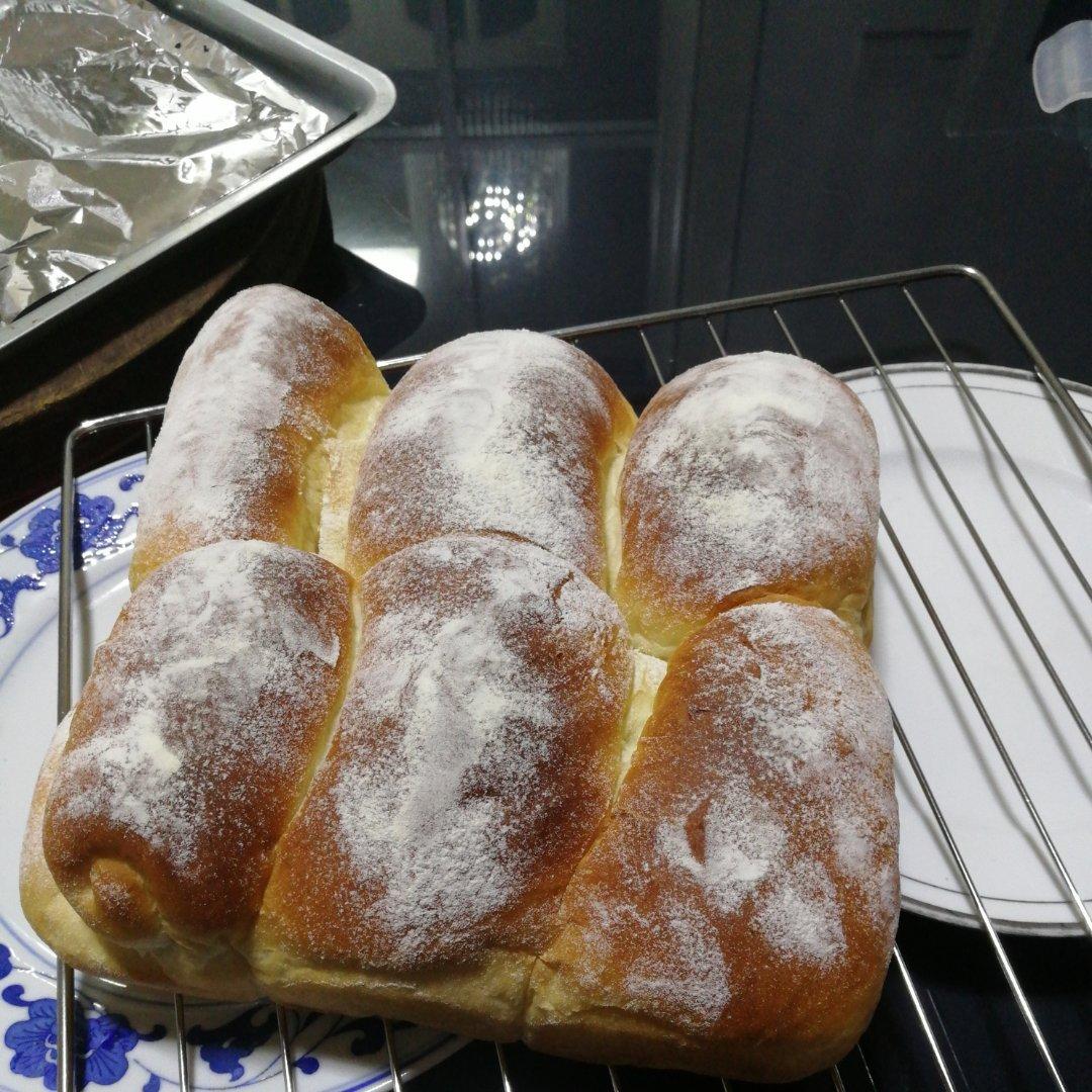 软到不知所措的牛奶卷