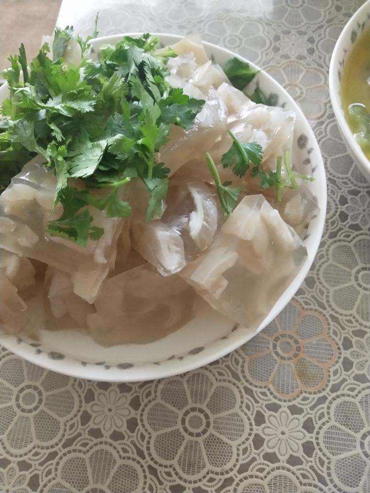 懒人版的水晶肉皮冻