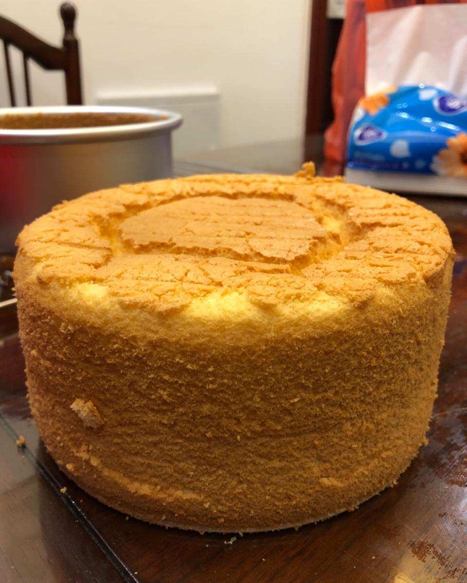 6寸，8寸，10寸戚风蛋糕配方（已更新）