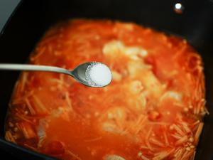 金针菇番茄鱼片汤的做法 步骤9