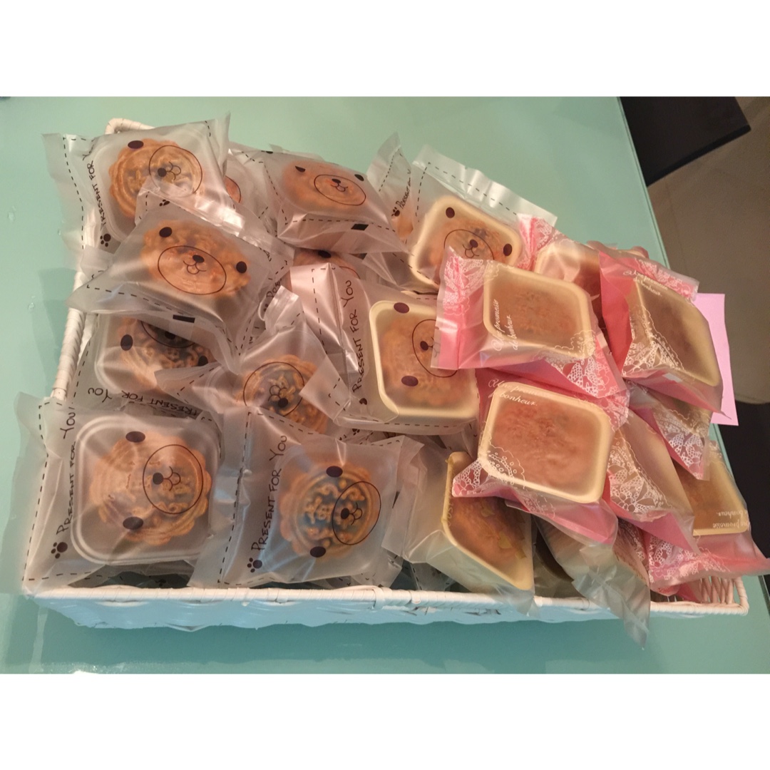 广式月饼——蛋黄莲蓉月饼