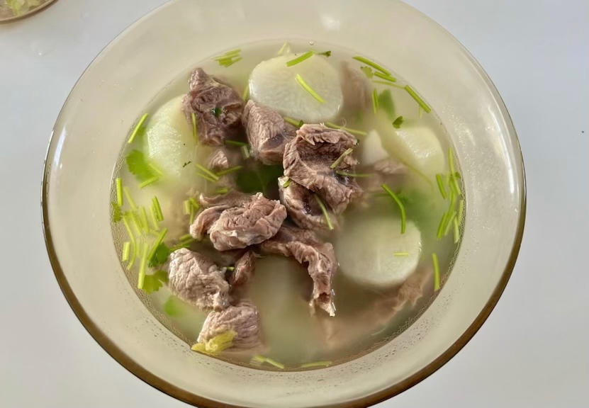 牛肉萝卜汤