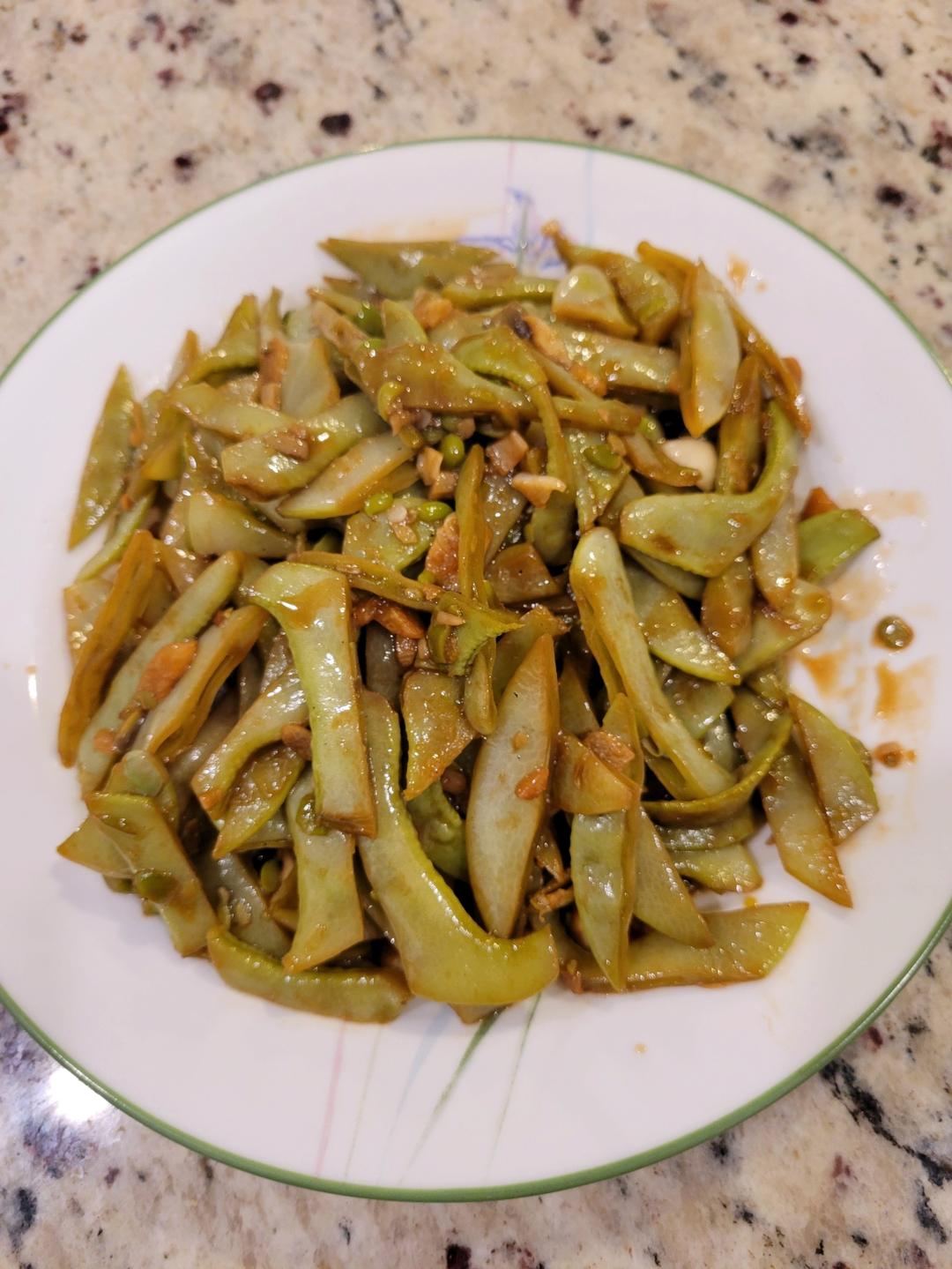 分两次放蒜才有了这超好吃的蒜香扁豆丝