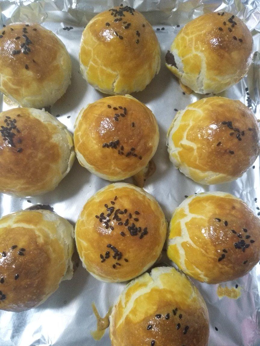 蛋黄酥，红豆酥，绿豆酥