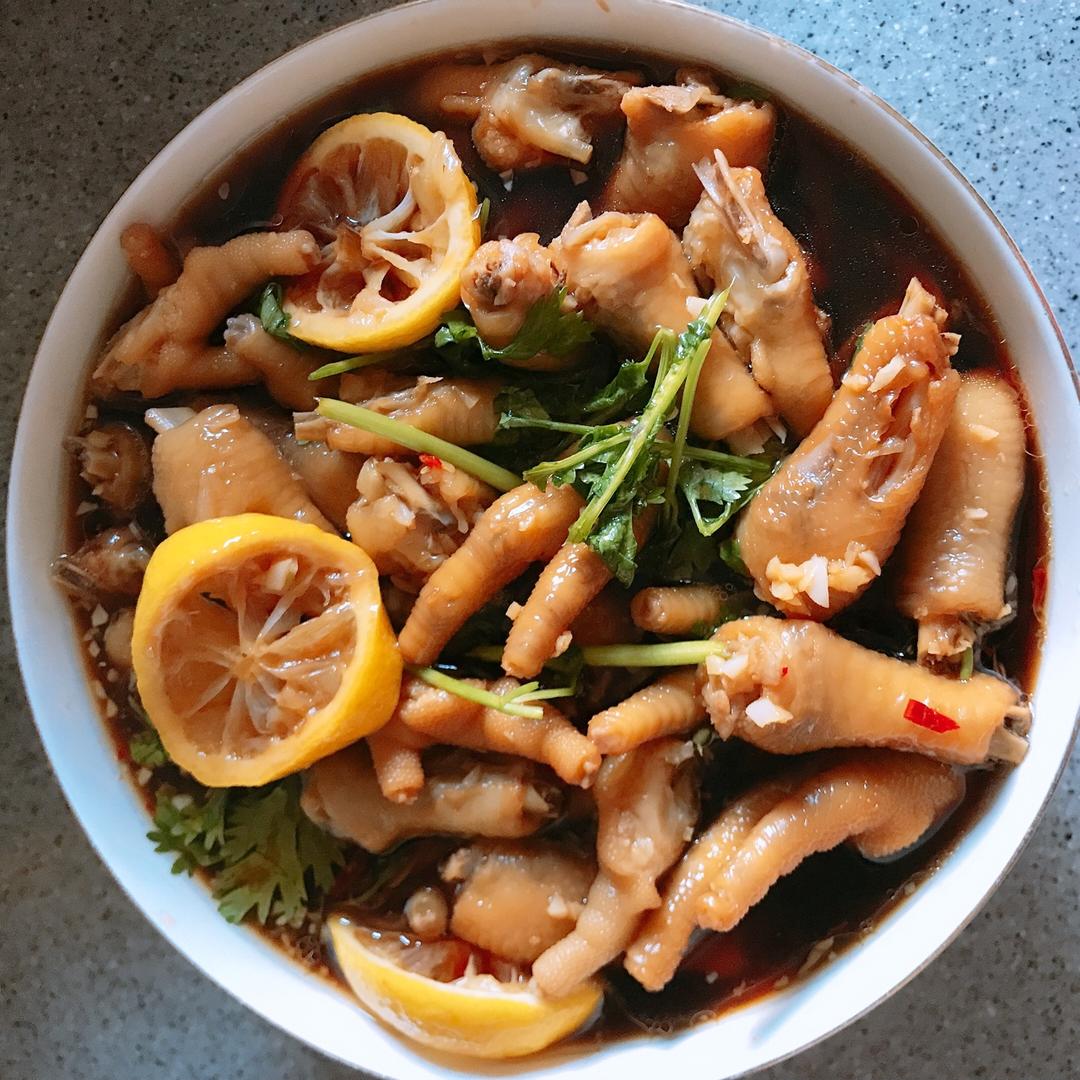 网红柠檬酸辣鸡爪