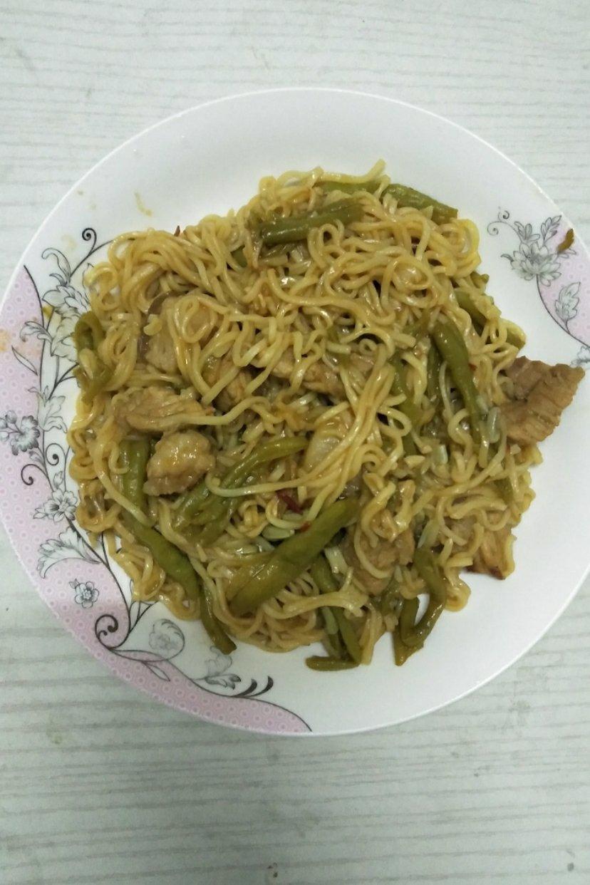 豆角焖面