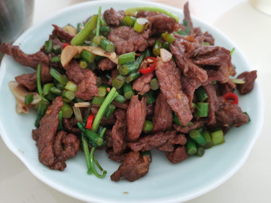 蒜苗炒牛肉（湘菜）