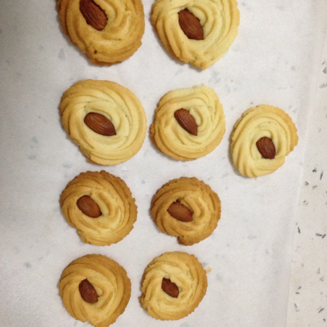 草莓酱曲奇饼干