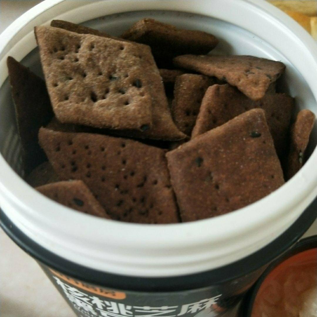 全麦苏打饼干(芝麻咸味饼干，无糖少油，简单健康，健身好搭档)