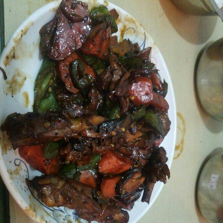 黄焖鸡米饭