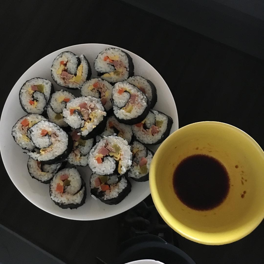 金枪鱼紫菜包饭