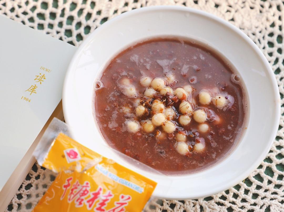 很软很糯的红豆沙鸡头米