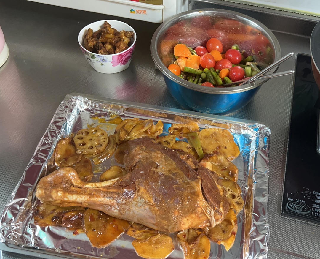 孜然蒜香烤羊腿