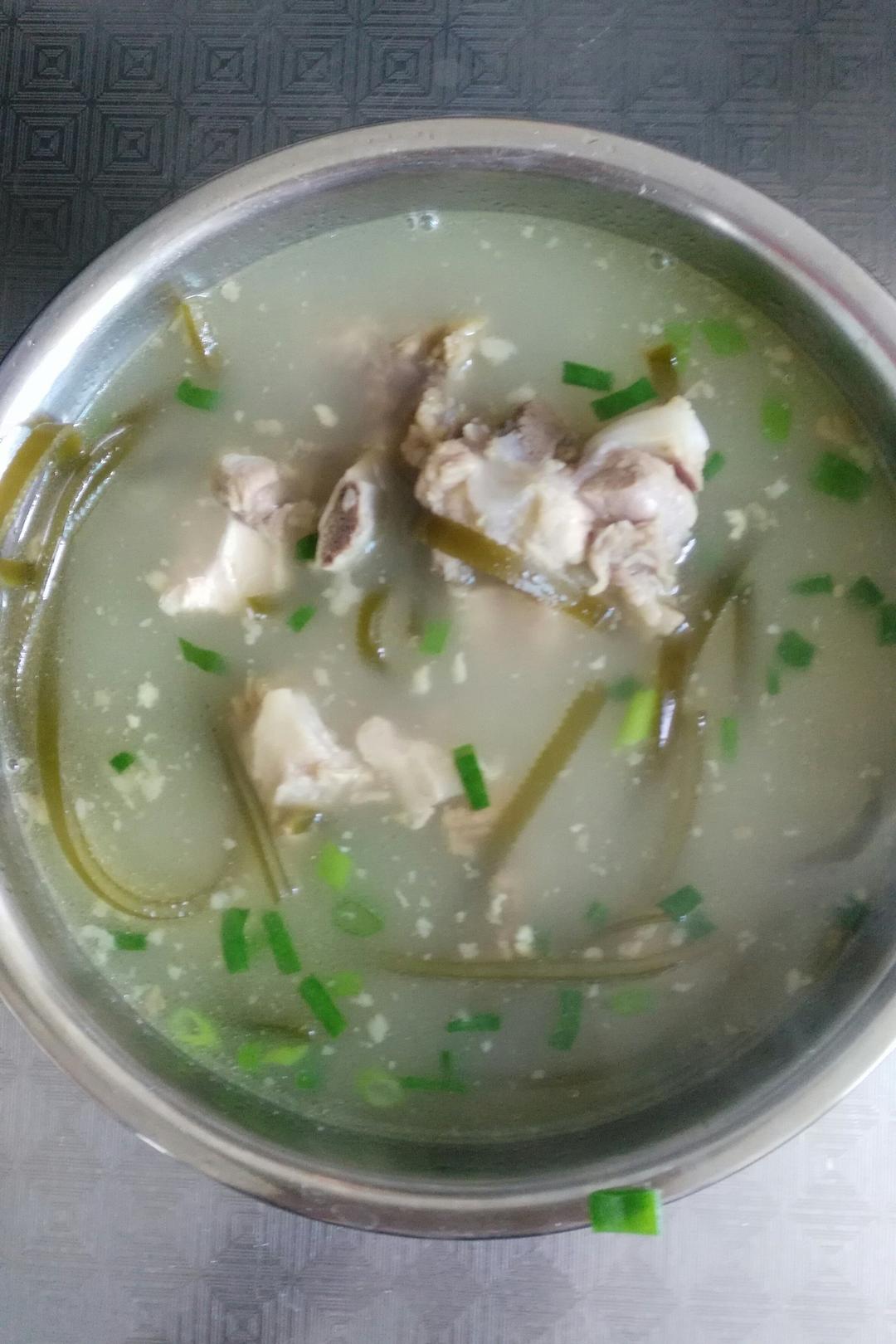 海带排骨汤