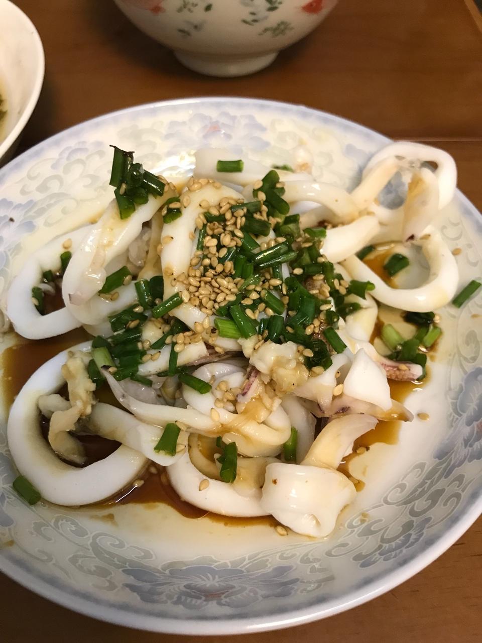 清淡的白灼鱿鱼