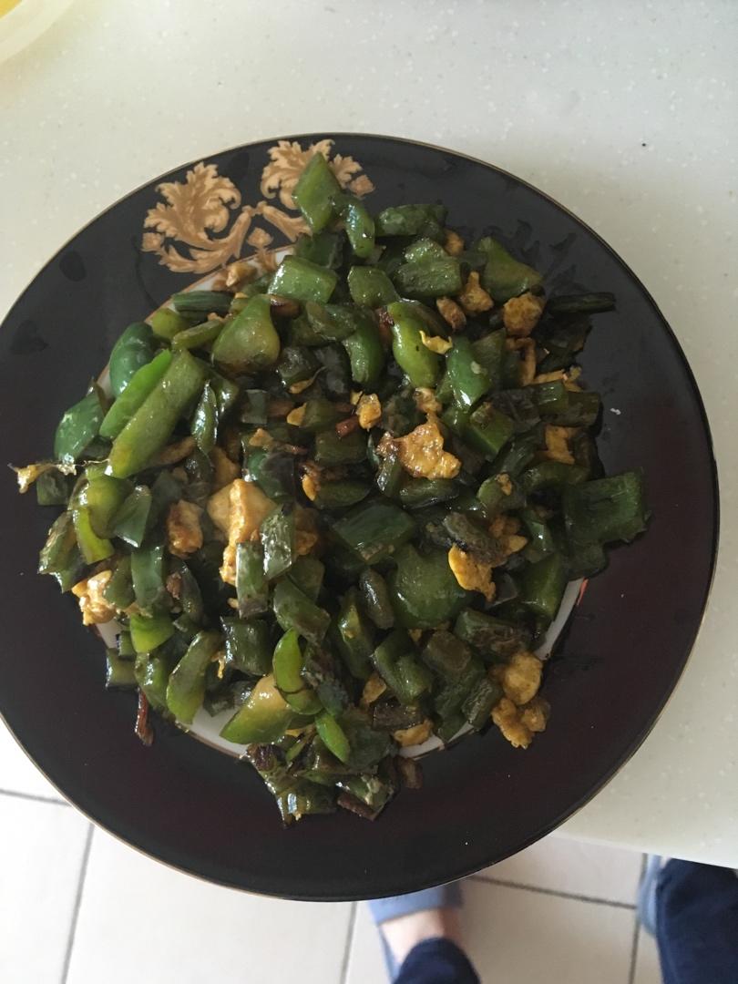 厨师长教你：“青椒炒鸡蛋”的家常做法 ,非常下饭