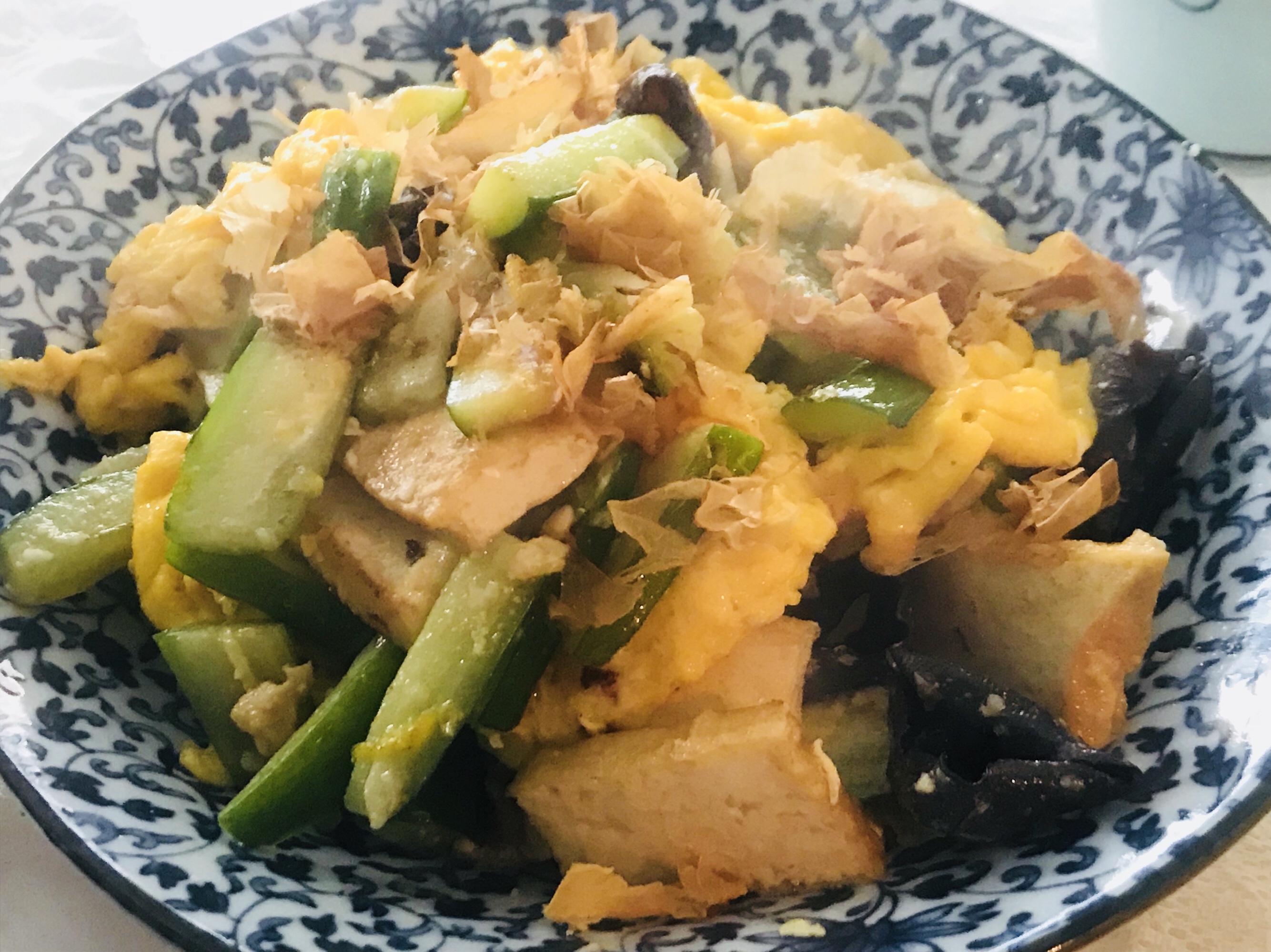 琉球料理之野菜炒豆腐的做法步骤图 会痛的石头856 下厨房