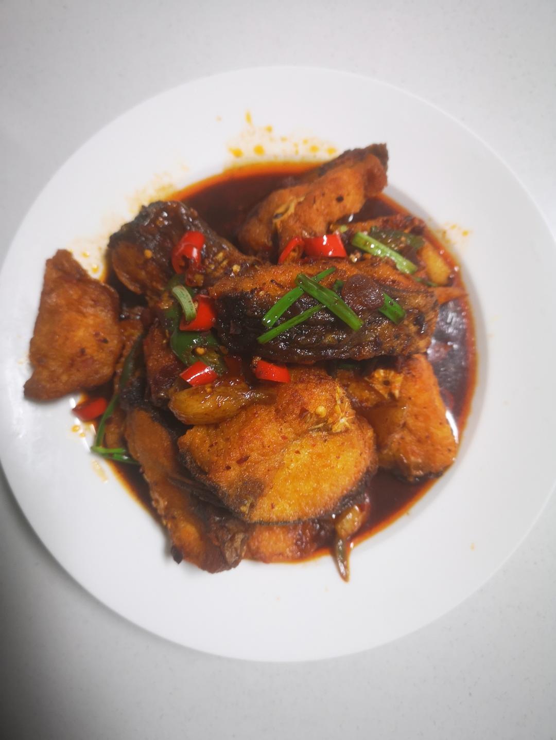 朋友建议我开个小馆子😅😅香辣鱼块太香了🔥