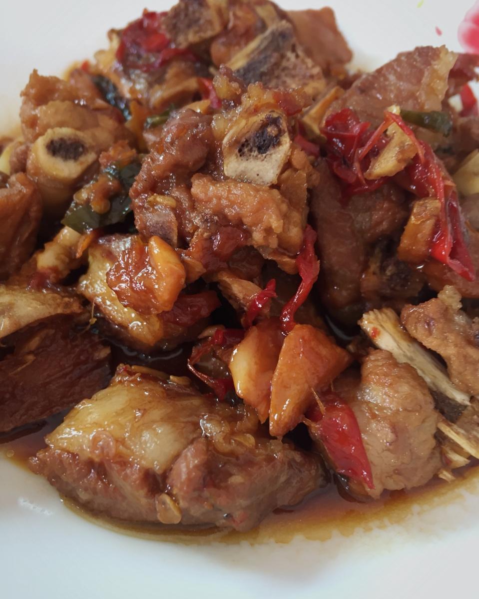 红烧排骨