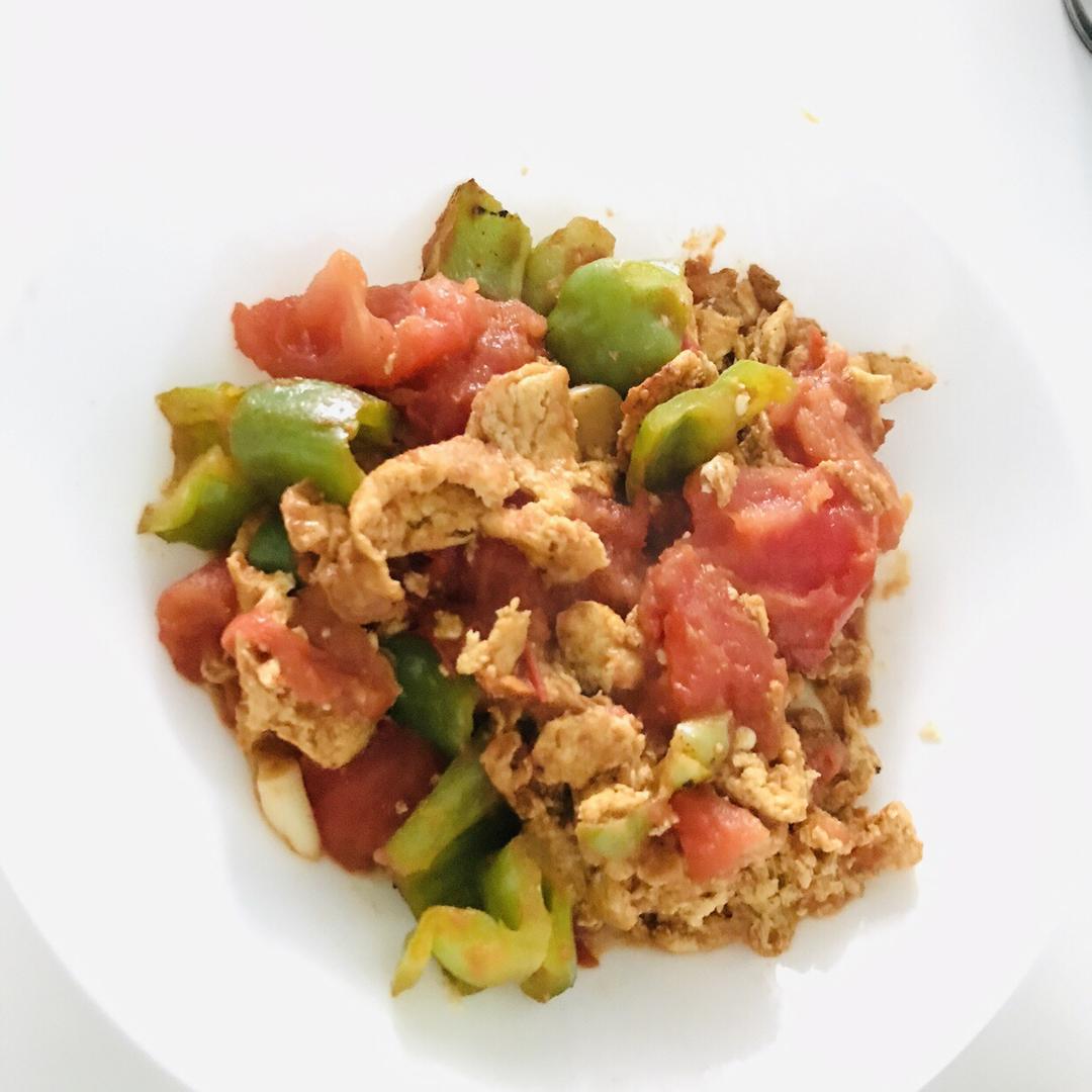 西辣蛋(西红柿辣子炒鸡蛋)