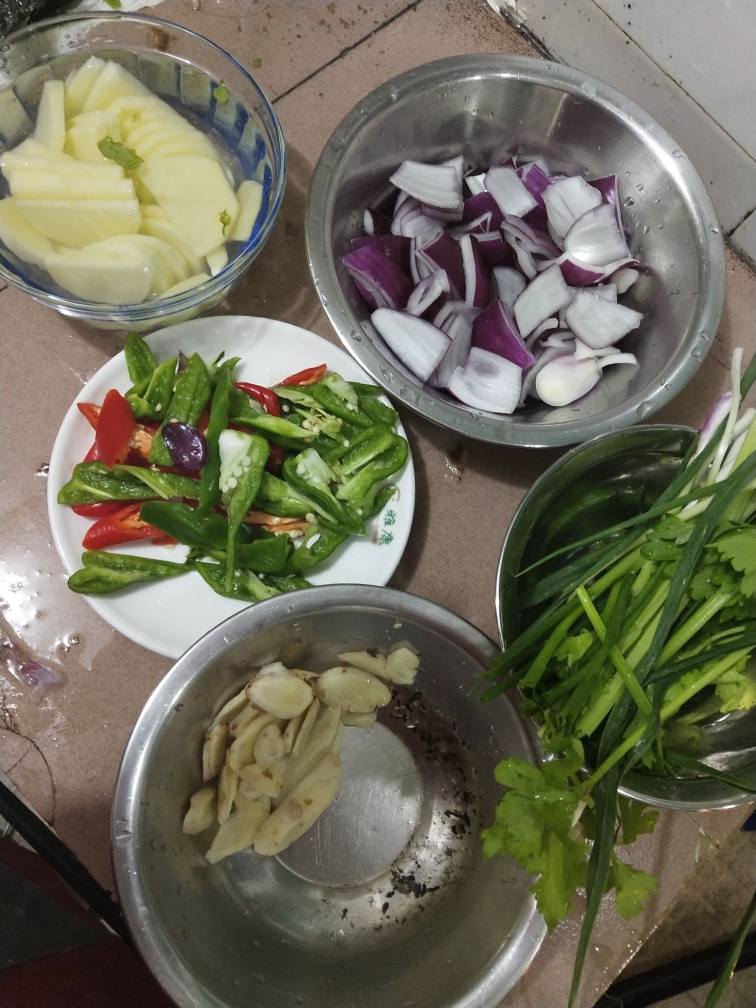砂锅🐔鸡煲的做法 步骤1