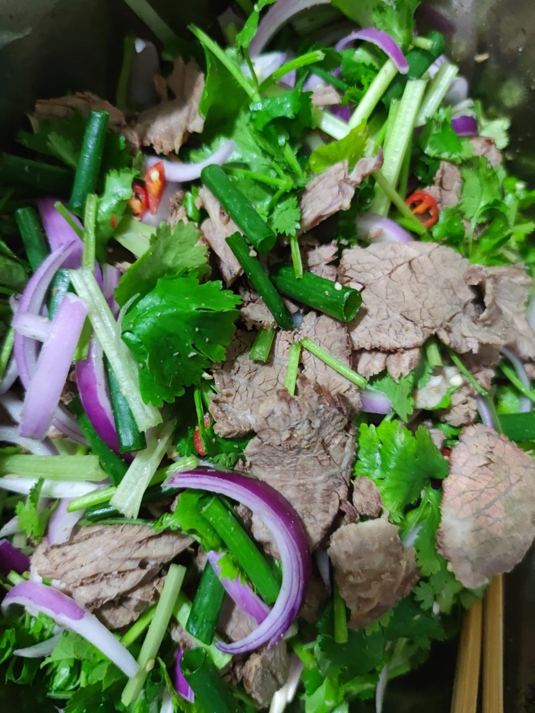 草包牛肉的做法